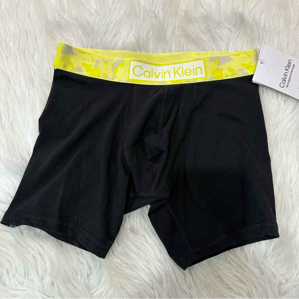 Men’s XS Calvin Klein Boxer Briefs